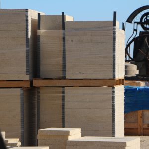 vente-materiaux-neufs-anciens-gironde-dallage-pierre-taille-naturelle-parement-9